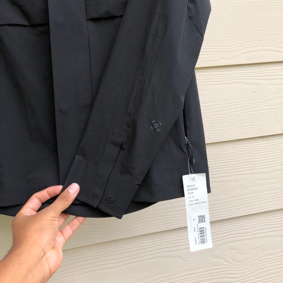Lululemon LAB NEXUS bomber jacket! - Picture 2 of 6